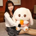 Doux lapin en peluche pour câlins réconfortants