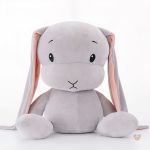 Jouet en peluche mignon pour jouer et câliner à Pâques