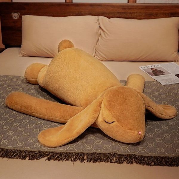 Peluche lapin confortable pour décorer une chambre