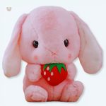 Peluche lapin fraise douce et colorée pour enfants
