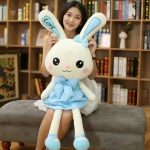 Peluche câlin lapin bleu, parfait pour Pâques et les câlins