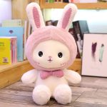 Peluche lapin, compagnon de jeu à déguisements variés
