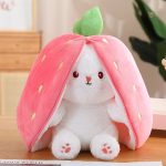 Lapin en peluche doux et coloré, idéal pour jouer