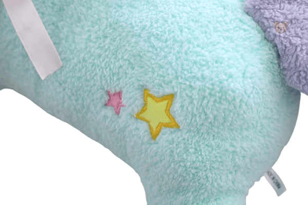 Peluche licorne ludique, style bonbon original
