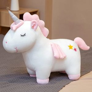 Peluche licorne colorée aux yeux fermés avec cornet argenté