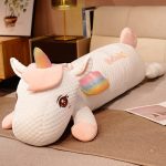 Coussin peluche licorne géante, douceur assurée