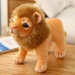 Lion en peluche à la texture douce