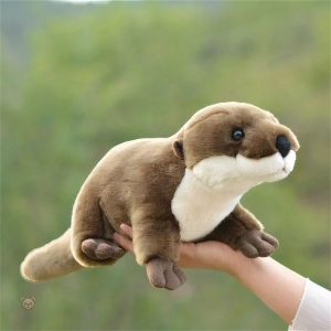 Peluche réaliste de loutre, compagnon idéal pour les petits