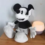 Mickey Mouse en peluche, design monochrome