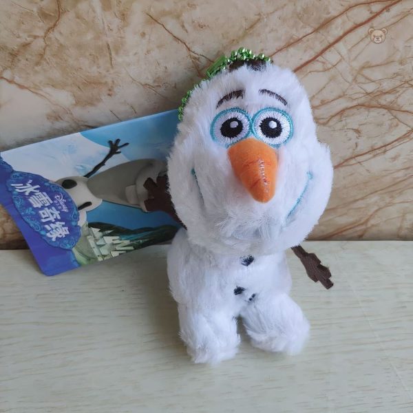 Peluche Olaf, accessoire hivernal adorable