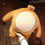 Ours câlin en peluche, parfait pour les moments de tendresse