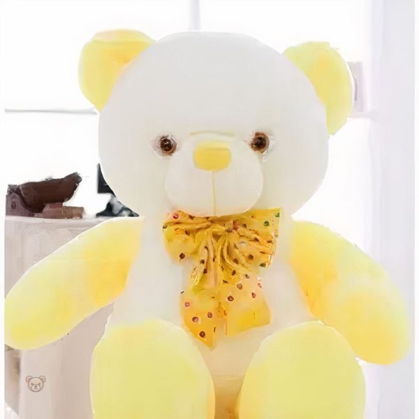 Ours en peluche doux et mignon, parfait pour la décoration enfantine