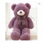 Ours violet câlin, compagnon idéal pour les moments de tendresse