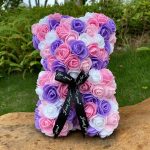 Peluche rose bicolore, parfait pour un message tendre