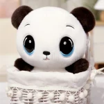 Panda en peluche doux et câlin