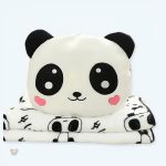 Peluche panda doux avec couverture cosy
