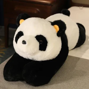 Peluche panda géant allongé, douce et câline pour tous les âges