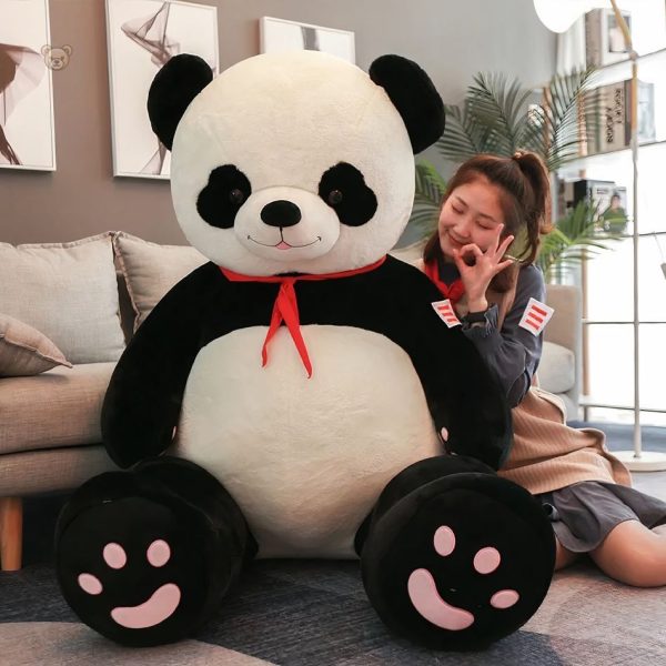 Doudou panda géant, idéal pour l'éveil et le réconfort des petits