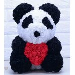 Peluche câline panda, décoration enfant en rose et rouge