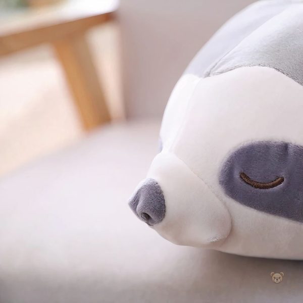 Peluche douce paresseux gris pour les câlins d'hiver