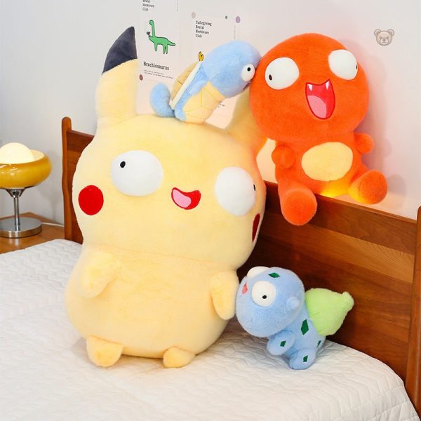 Peluche Pikachu amusante avec un éclair sur le ventre