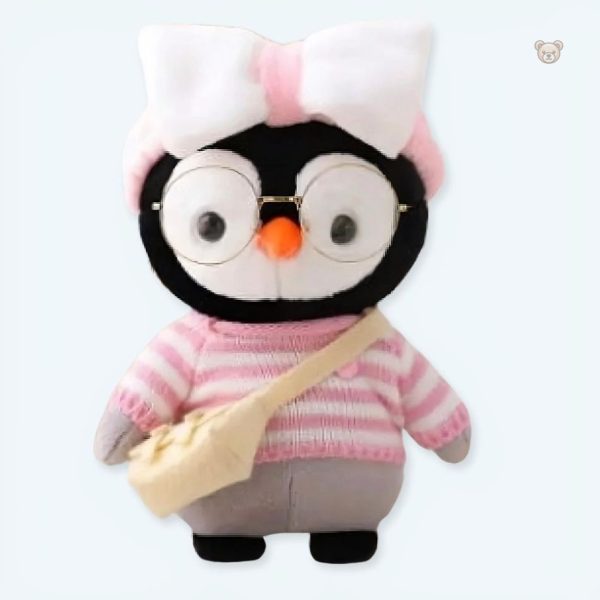 peluche-pingouin-hiver-doux-avec-pull-rose-tricote-1 Peluche pingouin doux en hiver avec pull rose tricoté