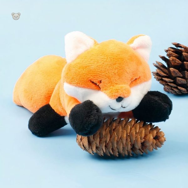 Câlin chaleureux avec cette peluche renard adorable