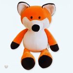 Peluche renard doux pour câlins chaleureux en automne