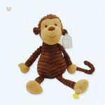 Peluche singe marron doux pour câlins d'enfants