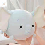 Éléphant en peluche bleuté, idéal pour les câlins