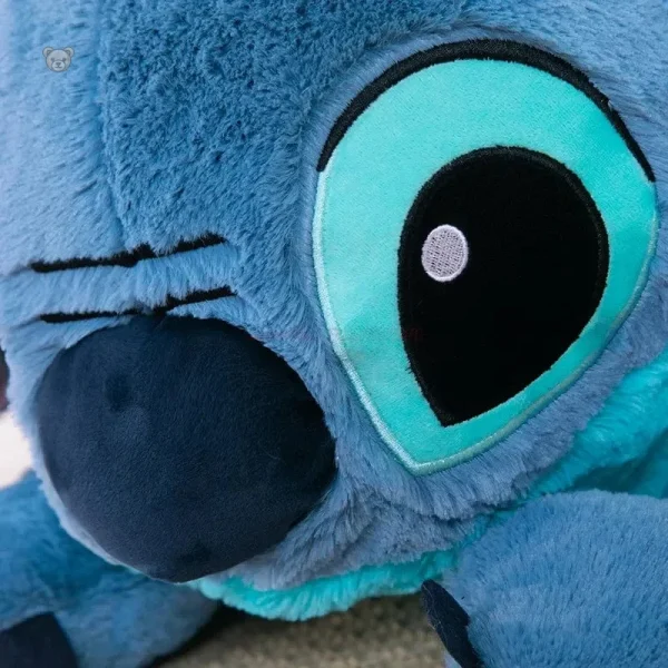 Stitch peluche XXL pour câlins réconfortants