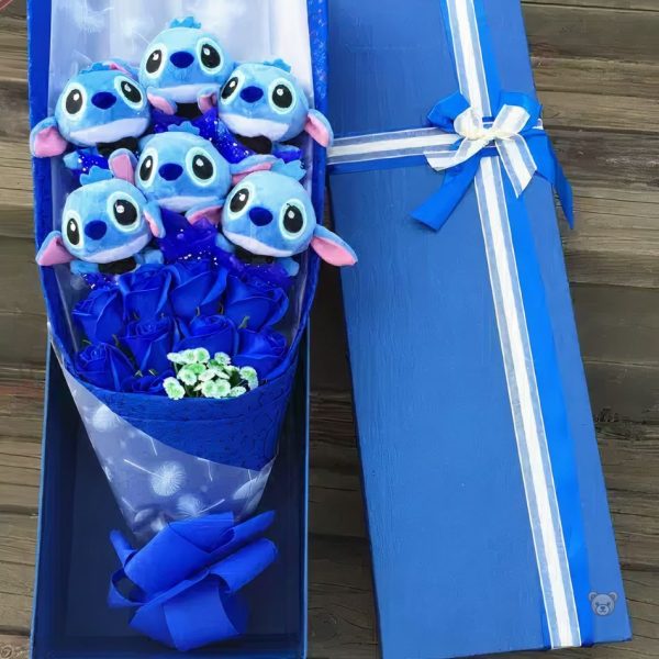 Peluche Stitch élégante, cadeau idéal, design romantique et tendre