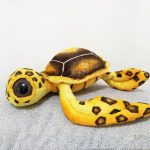 Doudou en forme de tortue, compagnon doux pour les enfants