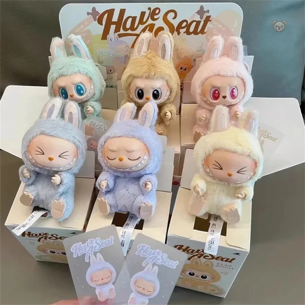 Peluche Labubu dans son emballage mystère