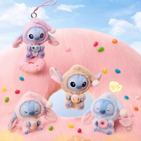 Peluche Labubu en tenue colorée et adorable