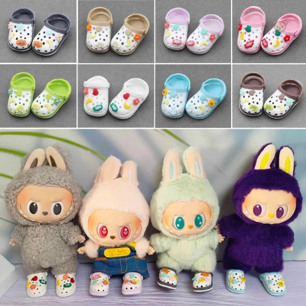 Peluche Labubu chaussée de sabots colorés