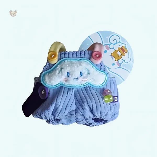 Design unique de peluche kawaii en salopette
